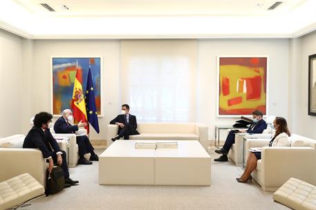 13/05/2021. Pedro Sánchez recibe al secretario general de la OCDE, Ángel Gurría. El presidente del Gobierno, Pedro Sánchez, y el secretario ...