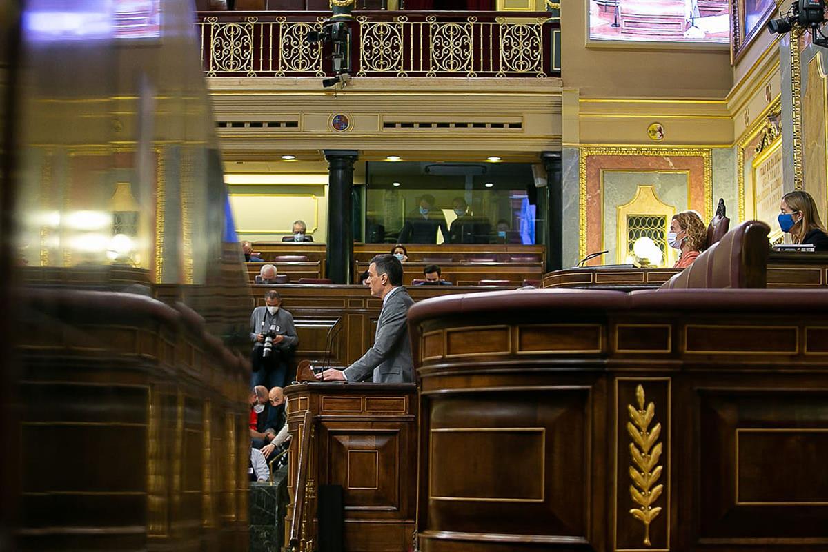 14/04/2021. Pedro Sánchez comparece en el Congreso de los Diputados. El presidente del Gobierno, Pedro Sánchez, en la tribuna del Congreso d...