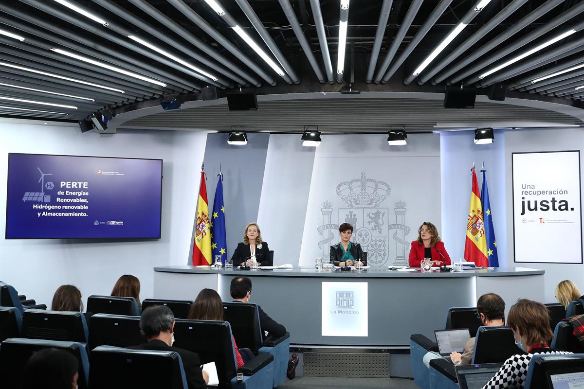 14/12/2021. Rueda de prensa posterior al Consejo de Ministros: Isabel Rodríguez, Nadia Calviño y Teresa Ribera. La ministra de Política Terr...