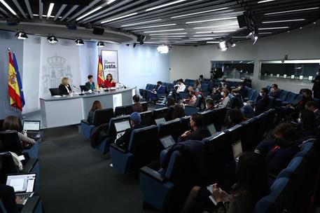 14/12/2021. Rueda de prensa posterior al Consejo de Ministros: Isabel Rodríguez, Nadia Calviño y Teresa Ribera. La ministra de Política Terr...