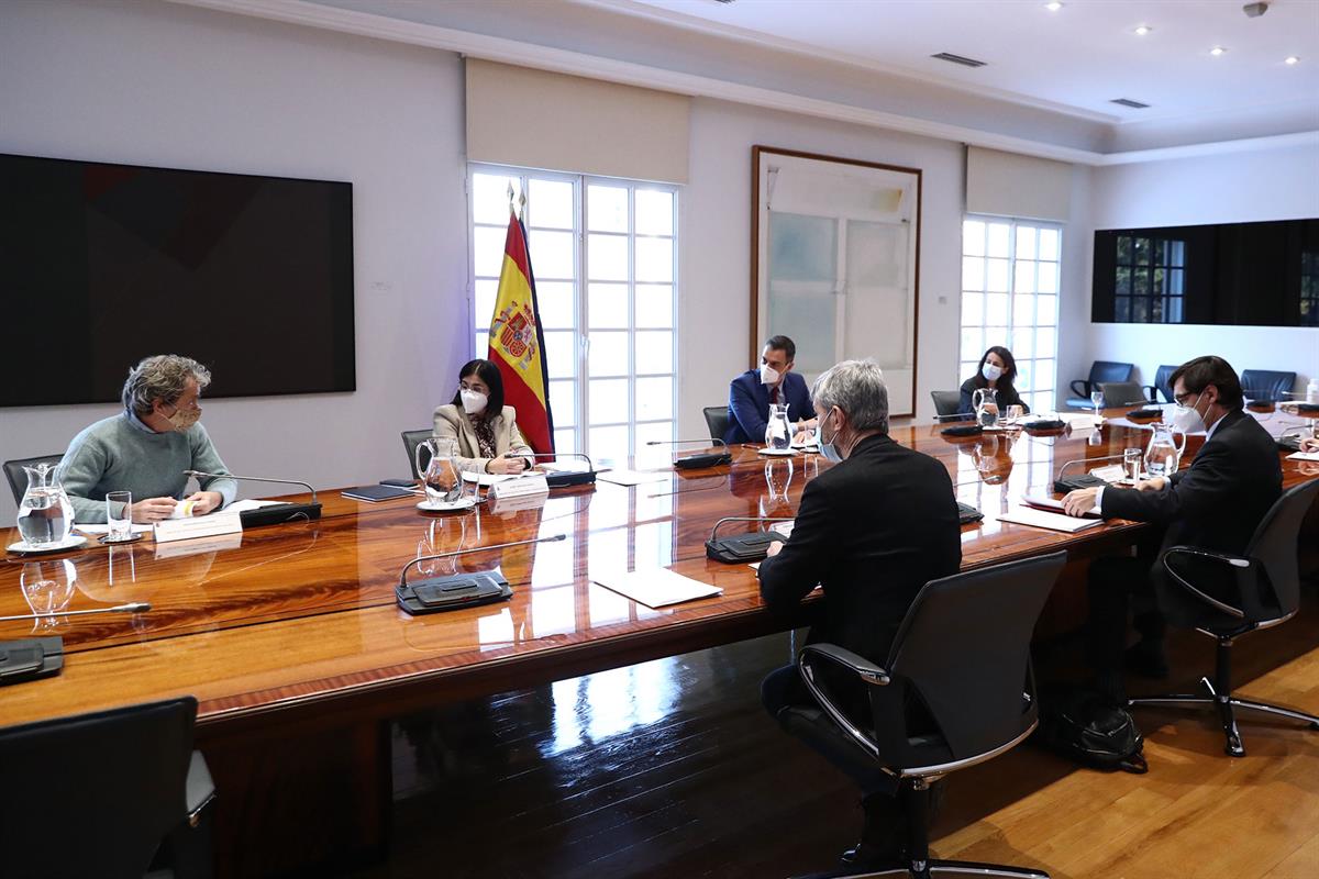 15/01/2021. Pedro Sánchez preside la reunión del Comité de Seguimiento del Coronavirus. El presidente del Gobierno, Pedro Sánchez, preside l...