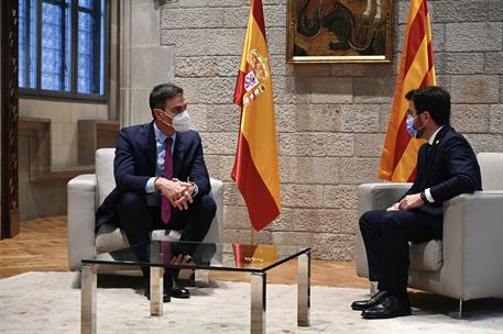 15/09/2021. Mesa de diálogo entre el Gobierno y el Govern de la Generalitat de Cataluña. El presidente del Gobierno, Pedro Sánchez, y el pre...