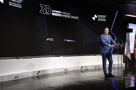 15/11/2021. Sánchez inaugura el acto del 30 aniversario de las Cumbres Iberoamericanas. El presidente del Gobierno, Pedro Sánchez, durante s...