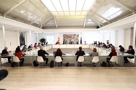 16/02/2021. Sánchez preside la reunión de la Comisión Interministerial para la Recuperación, Transformación y Resiliencia. El jefe del Ejecu...