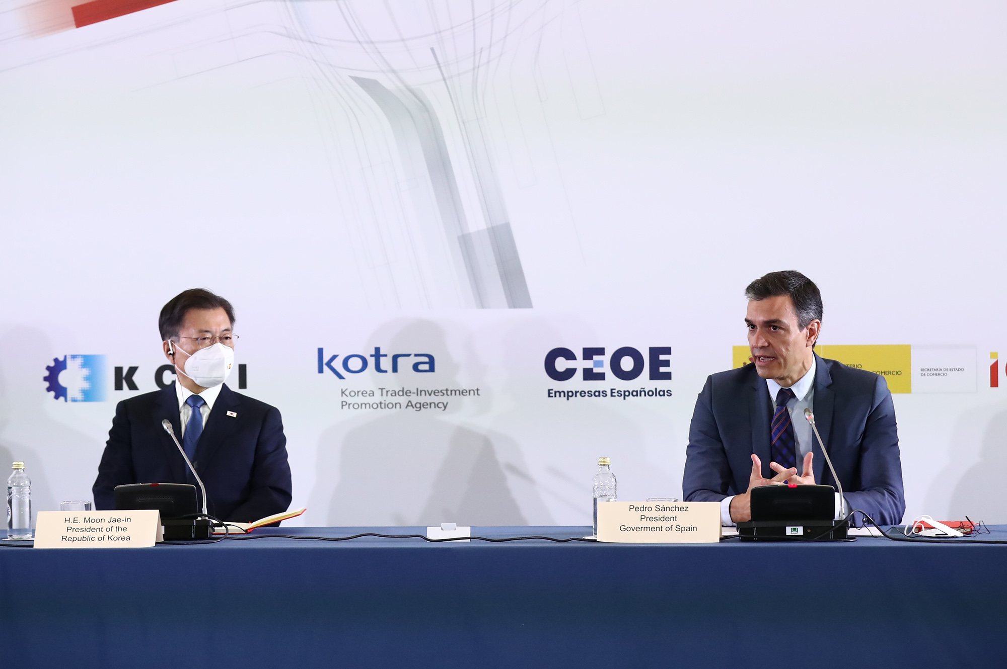 16/06/2021. Pedro Sánchez asiste a la inauguración del Foro Empresarial España-Corea. El presidente del Gobierno, Pedro Sánchez, junto al pr...