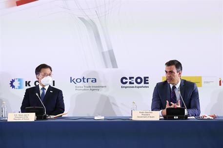 16/06/2021. Pedro Sánchez asiste a la inauguración del Foro Empresarial España-Corea. El presidente del Gobierno, Pedro Sánchez, junto al pr...