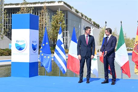 17/09/2021. Pedro Sánchez asiste a la VIII Cumbre UE-MED 9. El presidente del Gobierno, Pedro Sánchez, junto al primer ministro griego, Kyri...