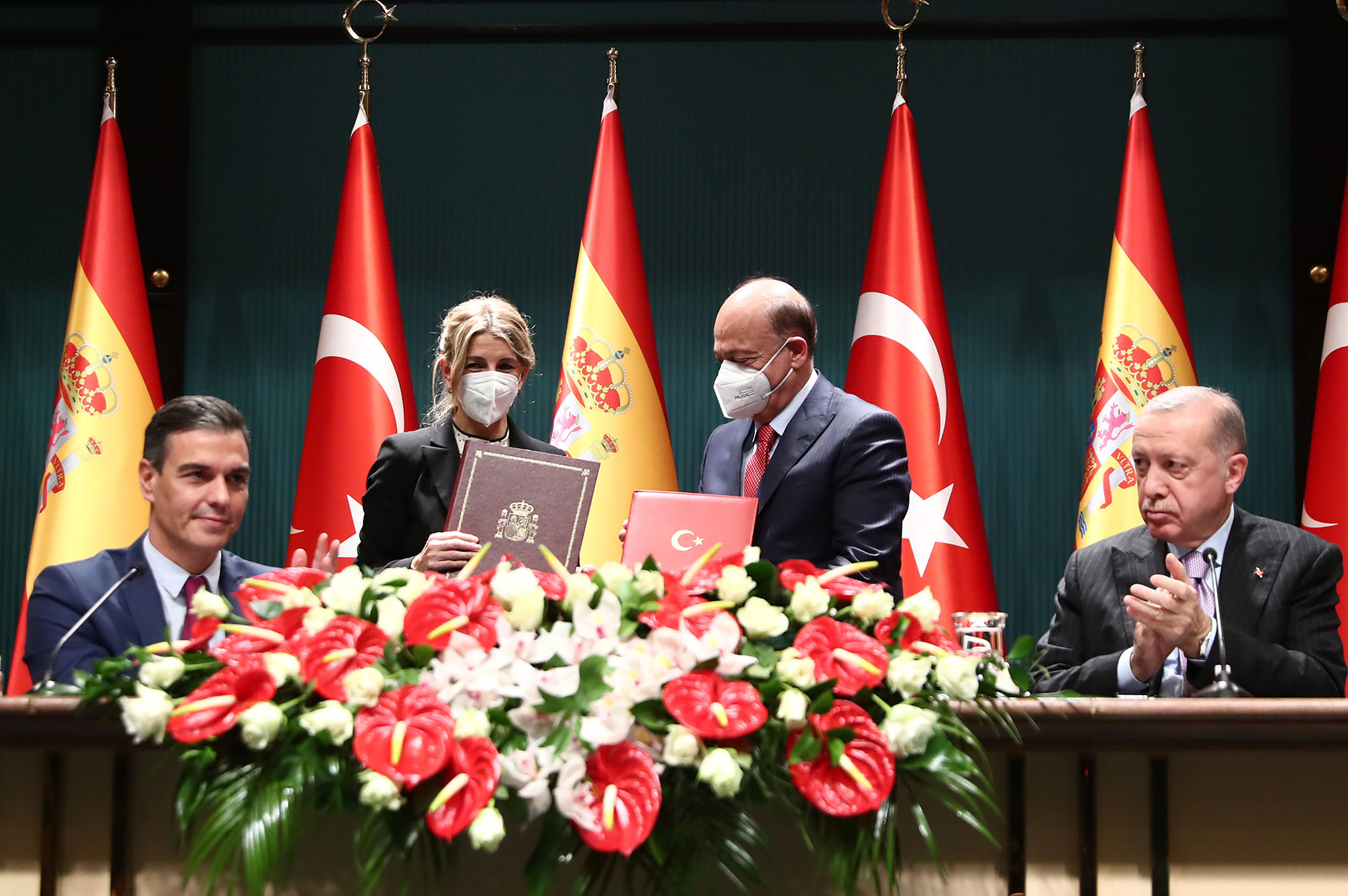 Pedro Sánchez, Yolanda Díaz, su homólogo turco y Erdogan