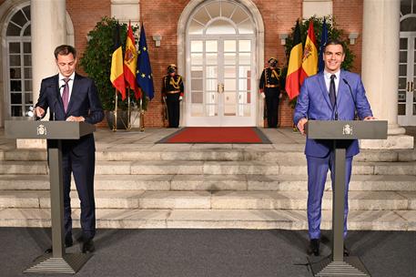 19/10/2021. El presidente del Gobierno recibe al primer ministro belga. El presidente del Gobierno, Pedro Sánchez, comparece junto al primer...