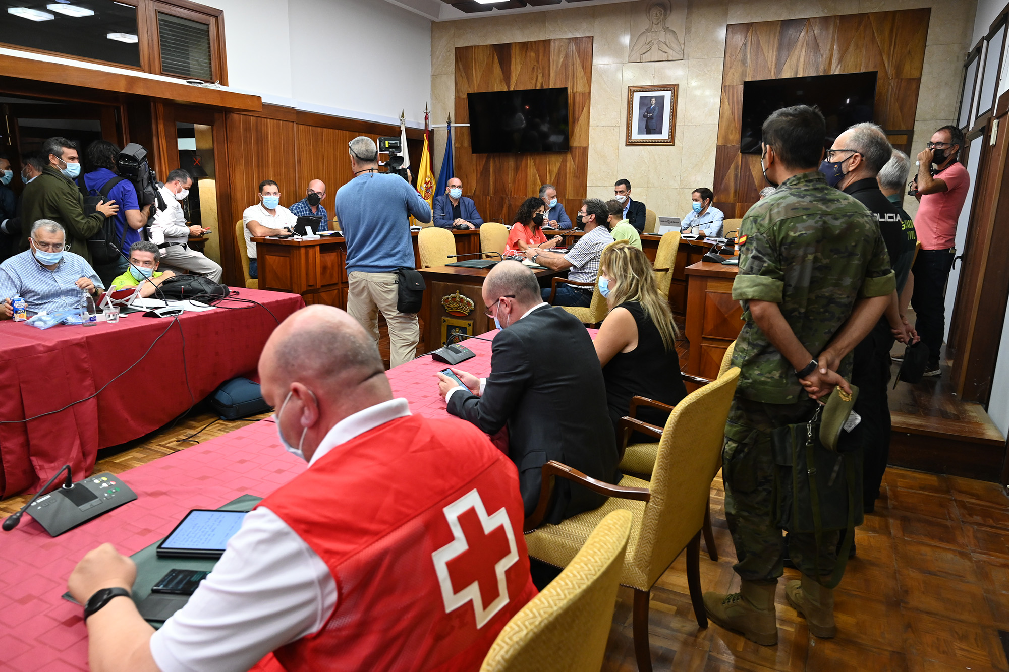 Pedro Sánchez, en la reunión del Comité Director del Plan de Emergencias por Riesgo Volcánico de Canarias