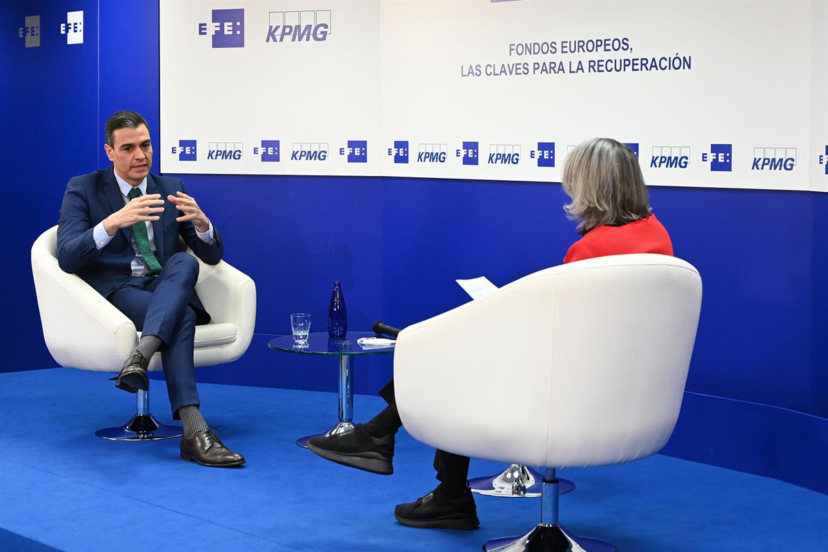 20/01/2021. Pedro Sánchez inaugura el Foro de Fondos Europeos. El presidente del Gobierno, Pedro Sánchez, durante su entrevista en el Foro d...