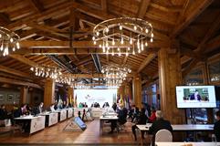 El presidente del Gobierno, Pedro Sánchez, interviene en la sesión plenaria de la Cumbre Iberoamericana