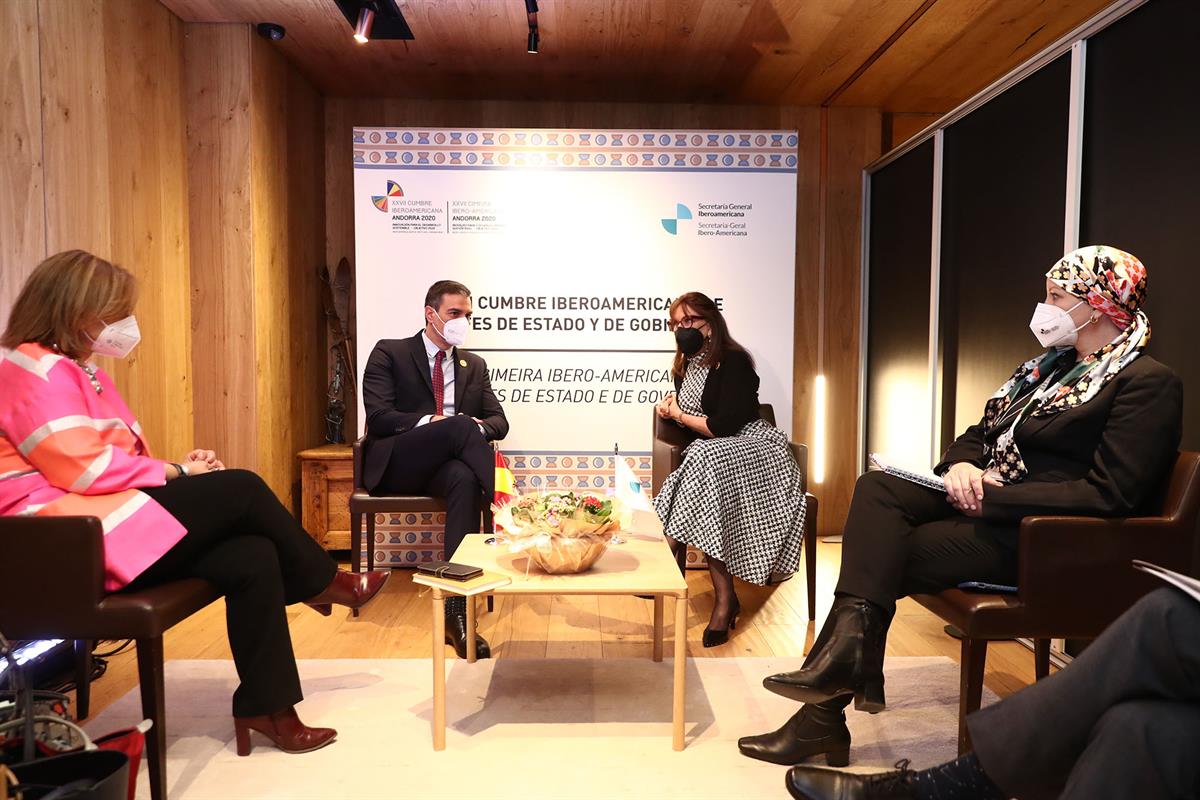 21/04/2021. Pedro Sánchez participa en la XXVII Cumbre Iberoamericana de Jefes de Estado y de Gobierno (2ª jornada). El presidente del Gobie...