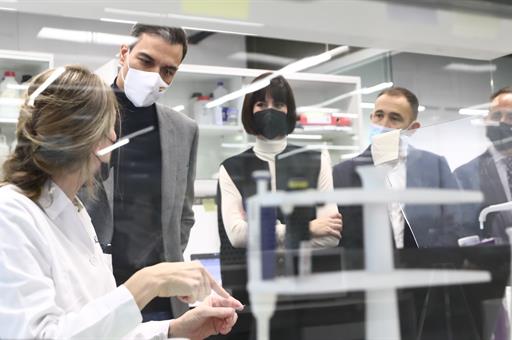 21/11/2021. Pedro Sánchez en su visita a las instalaciones de la empresa Biolan Health en Zamudio, Vizcaya. Pedro Sánchez en su visita a las...