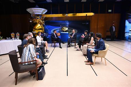 22/07/2021. Pedro Sánchez visita el Jet Propulsion Laboratory (JPL) de la NASA. El presidente del Gobierno, Pedro Sánchez, durante su reunió...