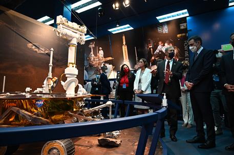 22/07/2021. Pedro Sánchez visita el Jet Propulsion Laboratory (JPL) de la NASA. El presidente del Gobierno, Pedro Sánchez, durante su visita...