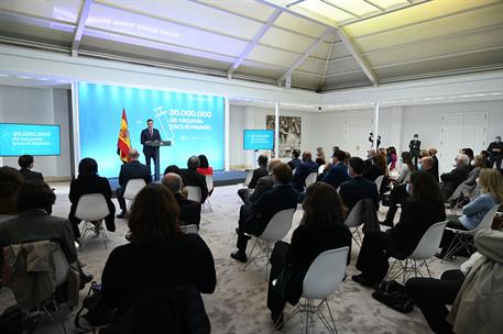 22/11/2021. Sánchez participa en el acto 'Vacunación solidaria: cumpliendo compromisos'. El presidente del Gobierno, Pedro Sánchez, durante ...