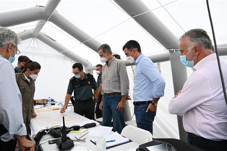 23/09/2021. Pedro Sánchez, en La Palma. El presidente del Gobierno, Pedro Sánchez, y los reyes, Felipe VI y Doña Letizia, han visitado las i...