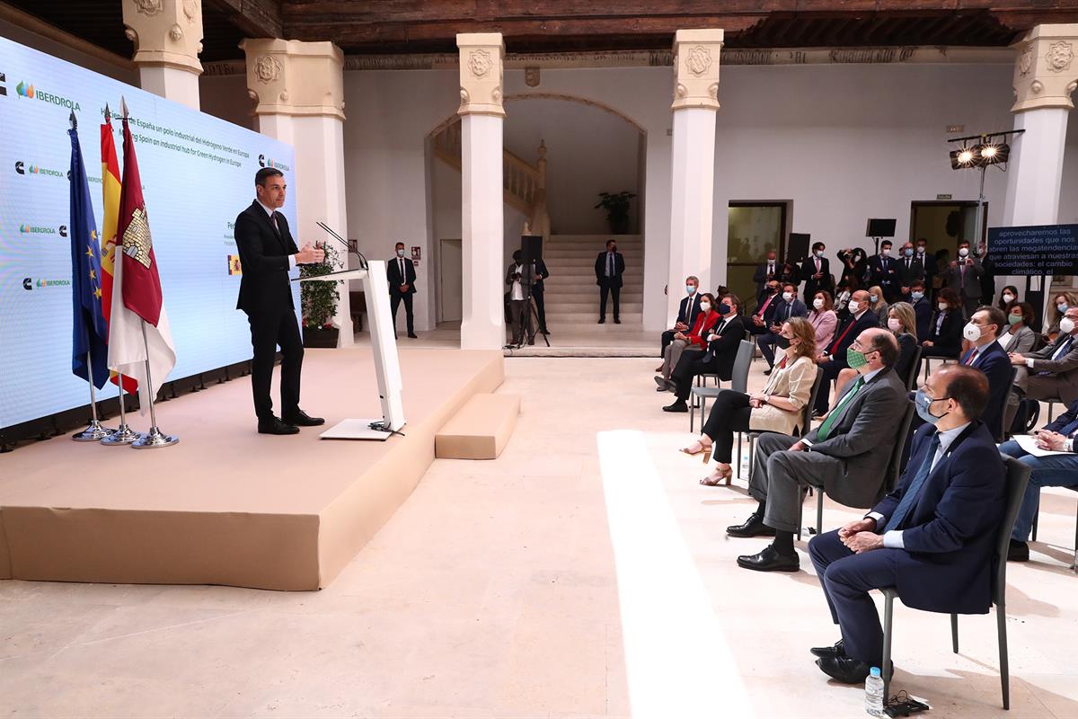 24/05/2021. Sánchez preside la presentación del proyecto "Haciendo de España un polo industrial del hidrógeno verde en Europa". El president...