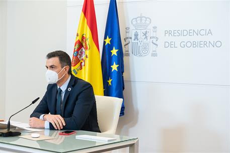 25/01/2021. Sánchez participa en el Foro de Davos. El presidente del Gobierno, Pedro Sánchez, durante su intervención por videoconferencia, ...