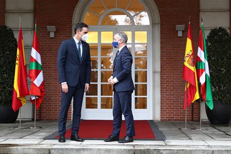 25/01/2021. Reunión de Pedro Sánchez y el lehendakari Iñigo Urkullu. El presidente del Gobierno, Pedro Sánchez, ha recibido al presidente de...