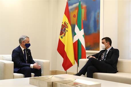 25/01/2021. Reunión de Pedro Sánchez y el lehendakari Iñigo Urkullu. El presidente del Gobierno, Pedro Sánchez, y el presidente del Gobierno...