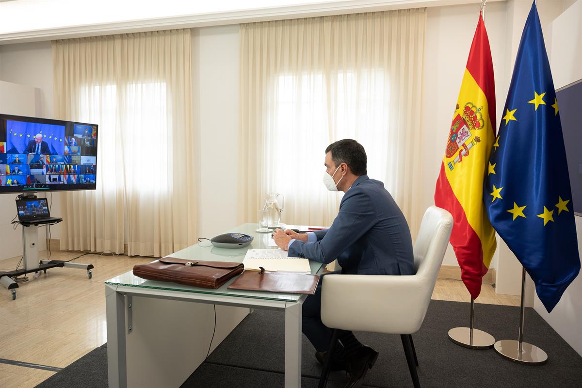 25/02/2021. Consejo Europeo Extraordinario (primera jornada). El presidente del Gobierno, Pedro Sánchez, participa por videoconferencia en l...