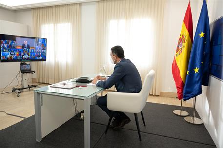 26/02/2021. Consejo Europeo Extraordinario (segunda jornada). El presidente del Gobierno, Pedro Sánchez, participa por videoconferencia en l...