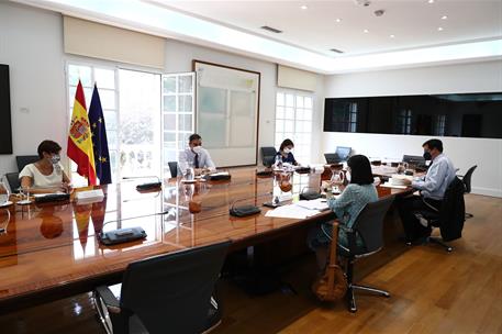 26/07/2021. Pedro Sánchez preside la reunión del Comité de Seguimiento del Coronavirus. El presidente del Gobierno, Pedro Sánchez, y las min...