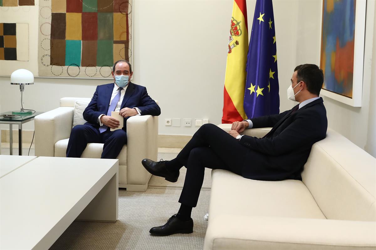 29/03/2021. Pedro Sánchez se reúne con el ministro de Asuntos Exteriores de Argelia. El presidente del Gobierno, Pedro Sánchez, durante su r...