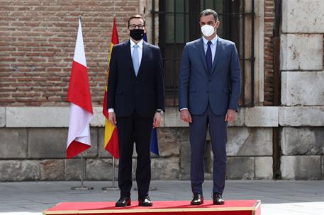 31/05/2021. Pedro Sánchez preside la XIII Cumbre Hispano-Polaca. El presidente del Gobierno, Pedro Sánchez, junto al primer ministro de la R...