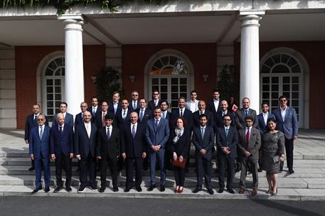 1/06/2022. El presidente del Gobierno se reúne con el presidente ejecutivo de Investcorp. El presidente del Gobierno, Pedro Sánchez, con los...