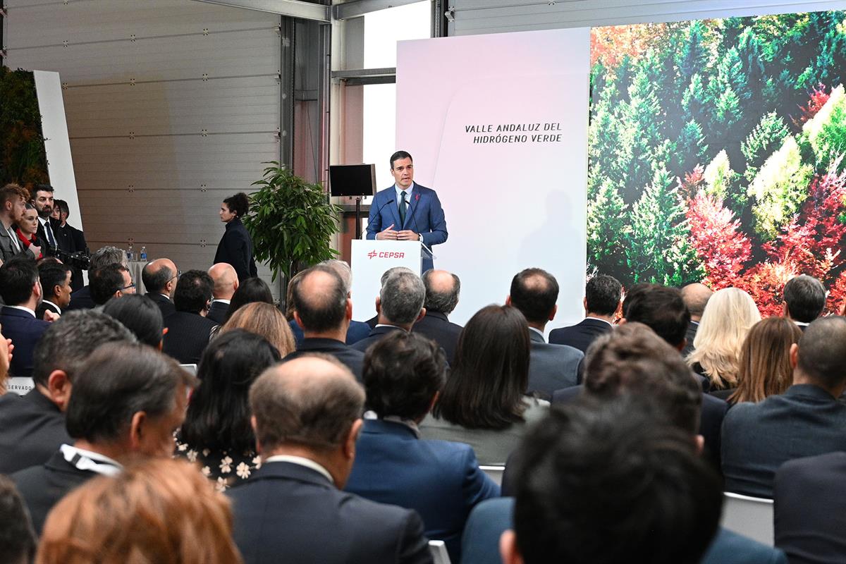 1/12/2022. Pedro Sánchez preside la presentación del proyecto de Cepsa 'Valle andaluz del Hidrógeno Verde'. El presidente del Gobierno, Pedr...