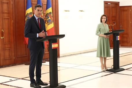 3/06/2022. El presidente del Gobierno viaja a la Rep&#250;blica de Moldavia. El presidente S&#225;nchez y la presidenta Sandu han ofrecido una declara...