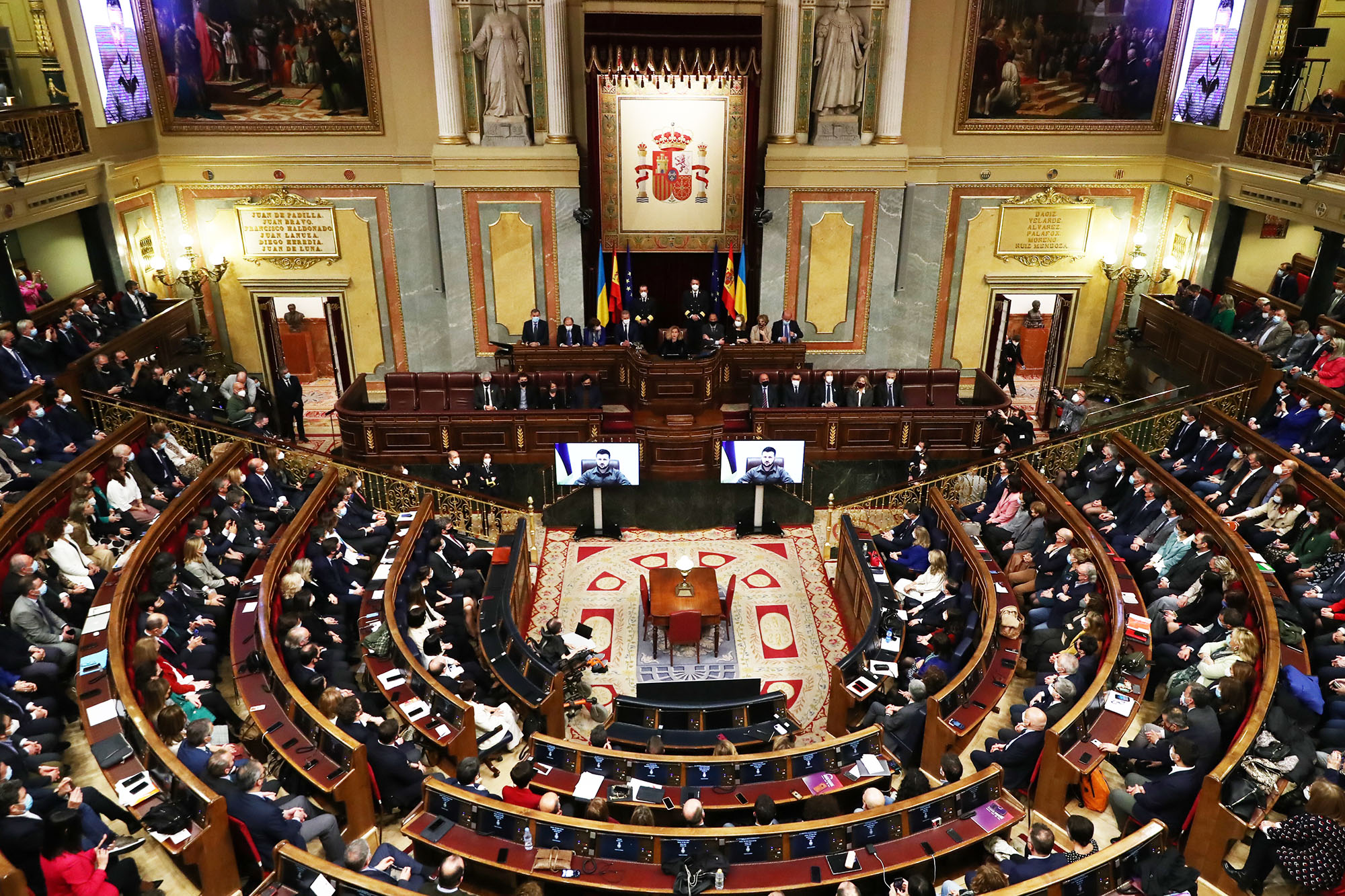 El presidente de Ucrania, Volodímir Zelenski, interviene de manera telemática en el Congreso de los Diputados