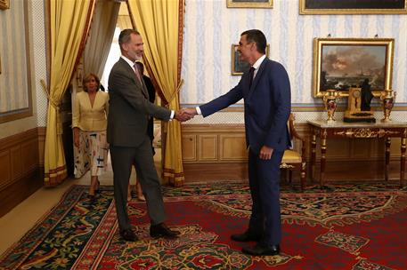 4/10/2022. Pedro Sánchez participa en la reunión anual del Patronato del Instituto Cervantes. El presidente del Gobierno, Pedro Sánchez, sal...