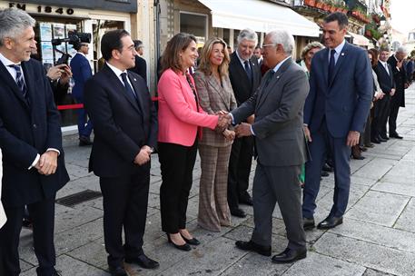 4/11/2022. Pedro Sánchez asiste a la Cumbre hispano-portuguesa. El presidente del Gobierno, Pedro Sánchez, y los miembros del Ejecutivo espa...