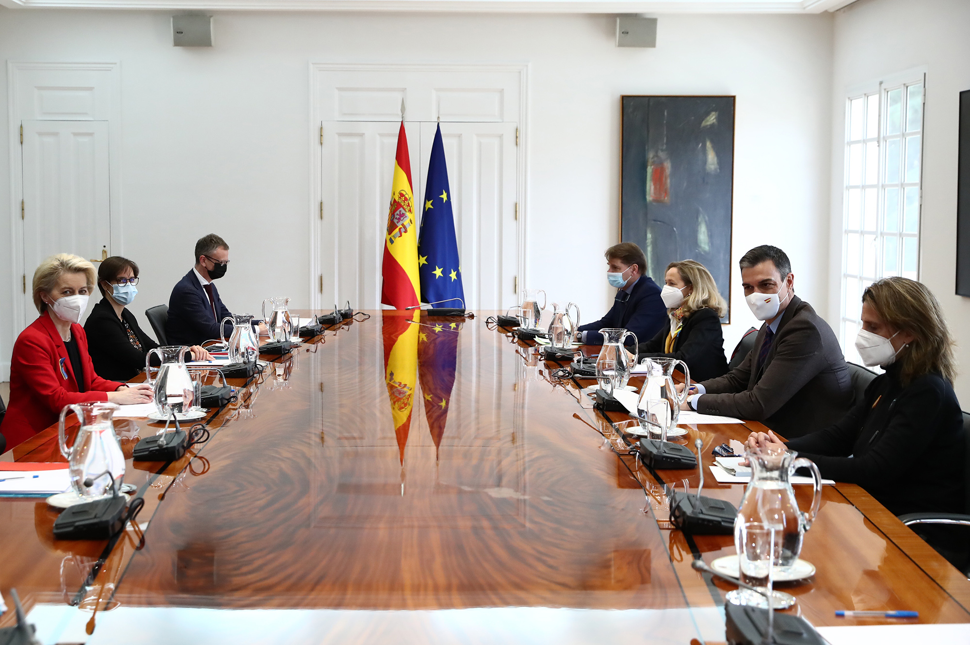 El presidente del Gobierno, Pedro Sánchez, durante el encuentro con la presidenta de la Comisión Europea, Ursula von der Leyen