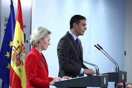 5/03/2022. Pedro Sánchez recibe a la presidenta de la Comisión Europea, Ursula von der Leyen. El presidente del Gobierno, Pedro Sánchez, y l...