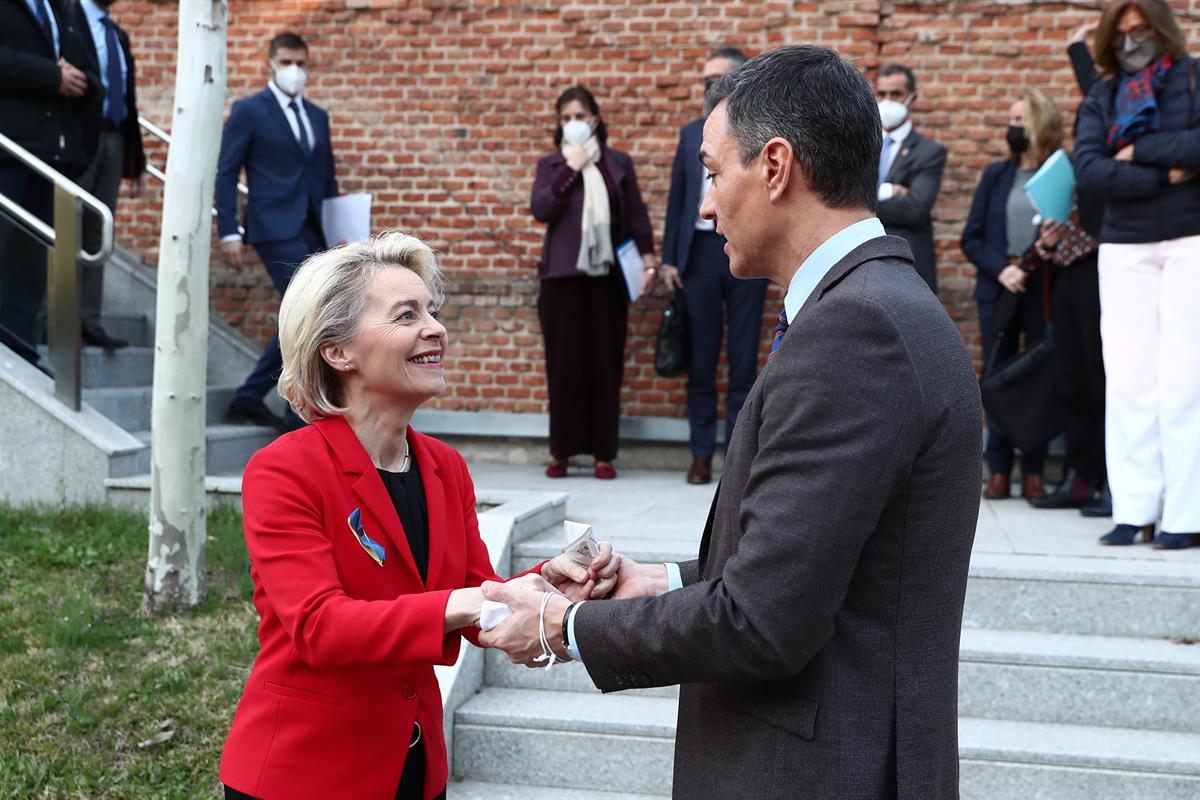 5/03/2022. Pedro Sánchez recibe a la presidenta de la Comisión Europea, Ursula von der Leyen. El presidente del Gobierno, Pedro Sánchez, rec...