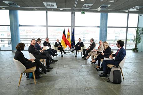 5/10/2022. Pedro S&#225;nchez preside la XXV Cumbre Hispano-Alemana junto al canciller Olaf Scholz. El presidente del Gobierno, Pedro S&#225;nchez, y ...