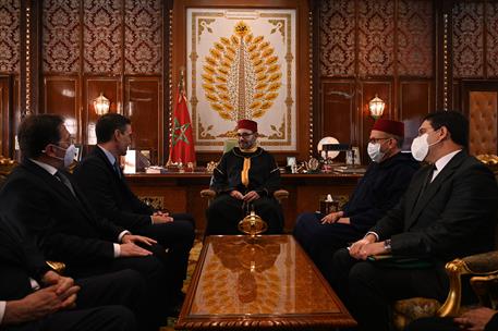 7/04/2022. Pedro Sánchez se reúne con el rey de Marruecos, Mohamed VI. El presidente del Gobierno, Pedro Sánchez, acompañado por el ministro...