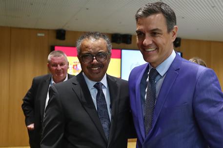 7/07/2022. Pedro Sánchez se reúne con el director general de la OMS