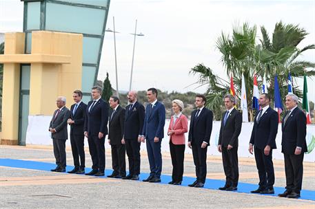 9/12/2022. IX Cumbre Euromediterr&#225;nea EU-MED9. Foto de grupo de los l&#237;deres participantes en la IX Cumbre Euromediterr&#225;nea