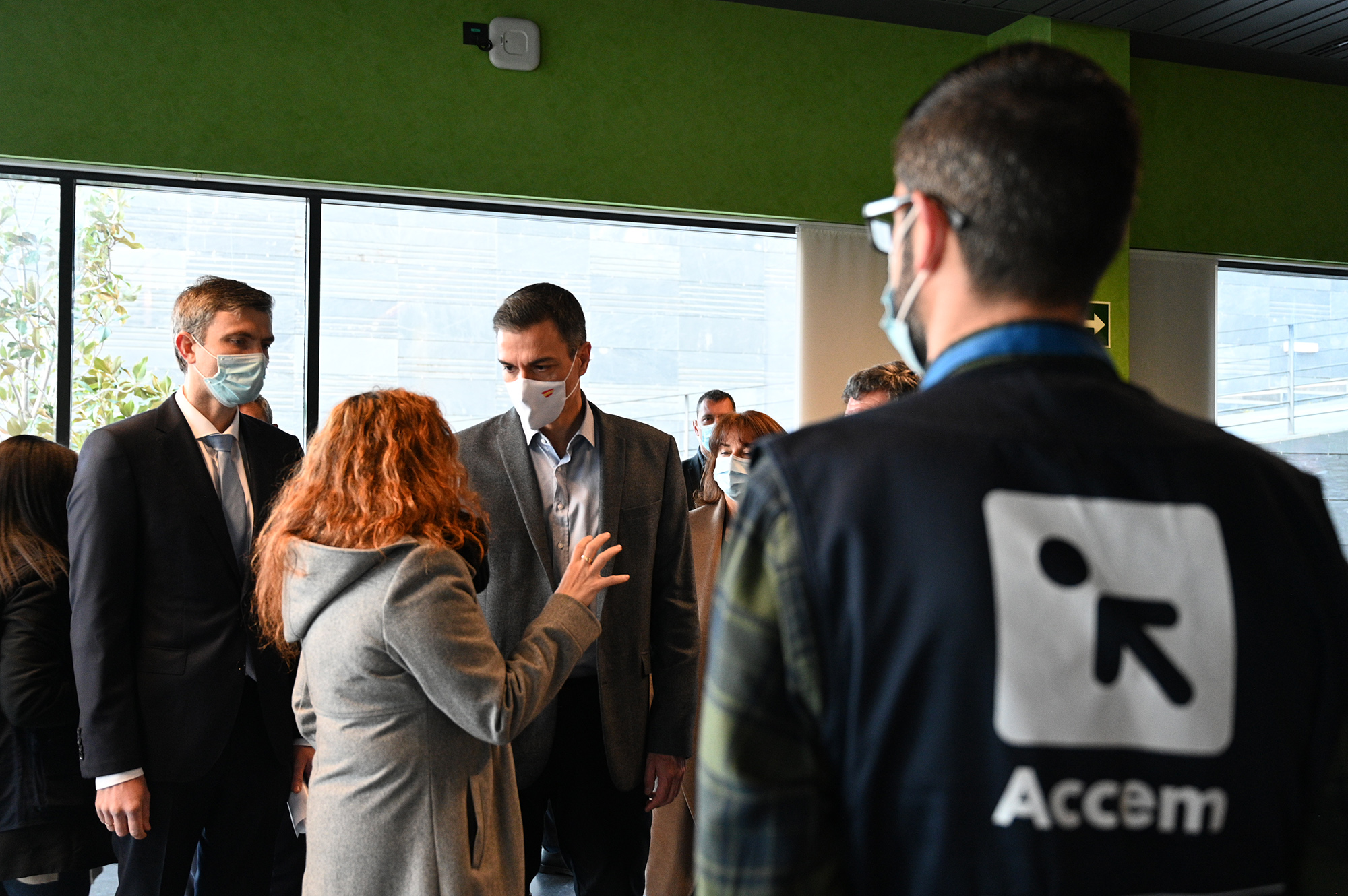 El presidente del Gobierno, durante la visita al Centro de Atención, Acogida y Derivación de Refugiados Ucranianos