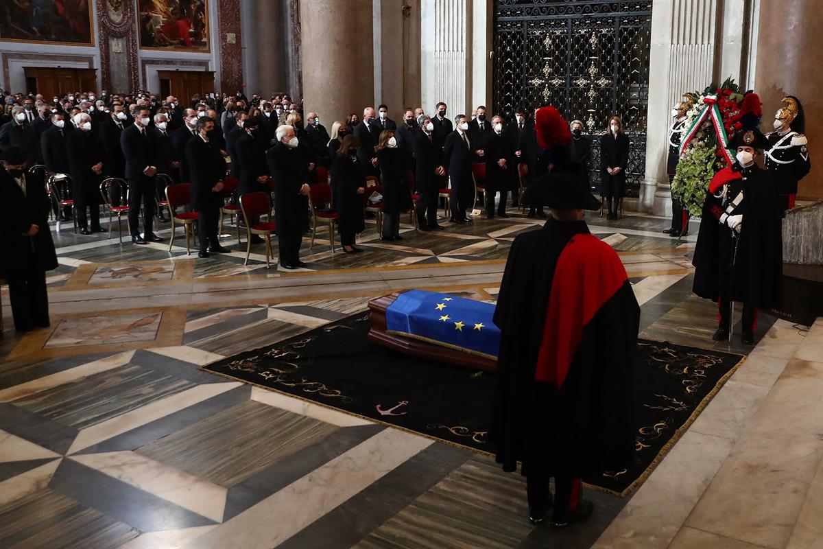 14/01/2022. Sánchez asiste al funeral del presidente del Parlamento Europeo, David Sassoli. El presidente del Gobierno, Pedro Sánchez, junto...