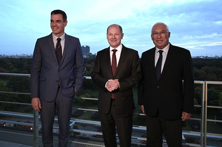 14/10/2022. Pedro Sánchez se reúne en Berlín con Scholz y Costa para abordar la seguridad energética en Europa