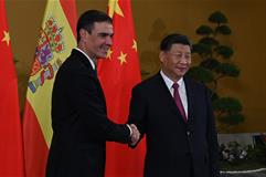 El presidente del Gobierno, Pedro Sánchez, y el presidente de la República Popular China, Xi Jinping