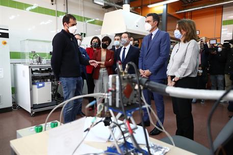 16/02/2022. Pedro Sánchez visita el Centro Nacional del Hidrógeno (CNH2). El presidente del Gobierno, Pedro Sánchez, durante su visita a las...