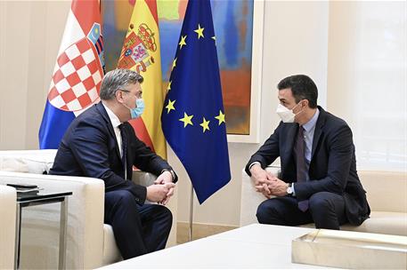 16/03/2022. El presidente recibe al primer ministro de la República de Croacia, Andrej Plenković. El presidente del Gobierno, Pedro Sánchez,...